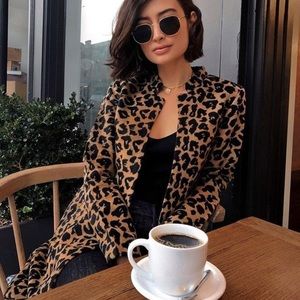Lulu’s Leopard Print Coat (NWT!)
